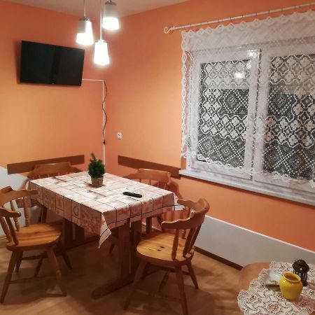 דירות Vrhovine House Natali מראה חיצוני תמונה