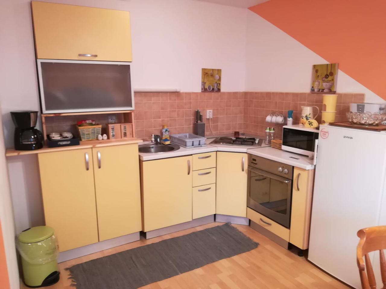 דירות Vrhovine House Natali מראה חיצוני תמונה