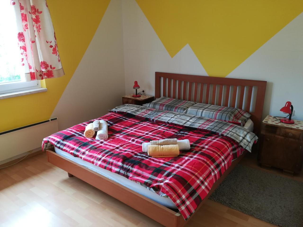 דירות Vrhovine House Natali מראה חיצוני תמונה